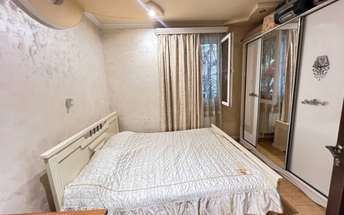 2 հարկանի քարե առանձնատուն Գարեգին Նժդեհի փողոցում