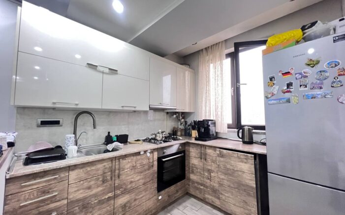 Վաճարվում է 2 սենյականոց բնակարան Քաջազնունու փողոցում։