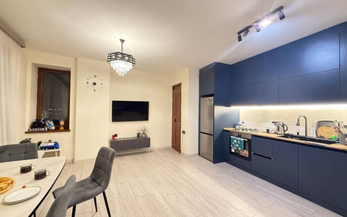 Վաճառքի 3 սենյականոց բնակարան նորակառույց շենքում,Մազմանյան փողոցում՝ Աջափնյակում